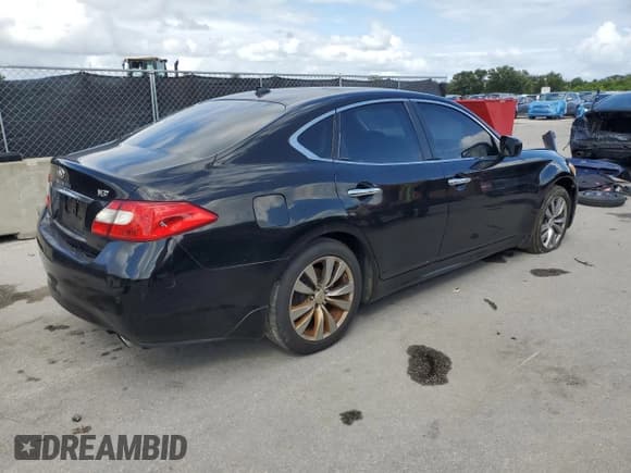 ✅ 2013 Infiniti M • VIN: JN1BY1AP7DM513248 • Lot: 85180625. Wystawiony na Copart z przebiegiem Nie podano. Bezpłatny archiwum sprzedaży aukcyjnych z USA i szczegółowy raport historii pojazdu na DreamBid. Zdjęcie 3.