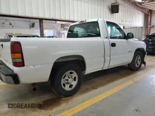 ✅ 2001 Chevrolet Silverado 1500 • VIN: 1GCEC14W91Z255003 • Лот: 73417914. Опубликован ранее на Copart с пробегом 121 582 миль. Бесплатный доступ к архиву аукционных продаж из США и подробный отчёт об истории автомобиля на DreamBid. Изображение 3.