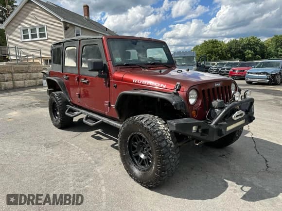 ✅ 2008 Jeep Wrangler Unlimited Rubicon • VIN: 1J8GA69198L599929 • Lot: 71301415. Wystawiony na Copart z przebiegiem 234 168 mil. Bezpłatny archiwum sprzedaży aukcyjnych z USA i szczegółowy raport historii pojazdu na DreamBid. Zdjęcie 4.