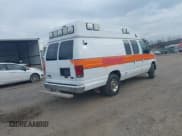 ✅ 2012 Ford Econoline Cargo Commercial • VIN: 1FDSS3EL1CDB10281 • Lot: 41410176. Wystawiony na IAAI z przebiegiem 590 744 mil. Bezpłatny archiwum sprzedaży aukcyjnych z USA i szczegółowy raport historii pojazdu na DreamBid. Zdjęcie 4.