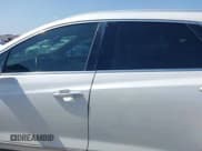 ✅ 2017 Cadillac XT5 FWD • VIN: 1GYKNARS0HZ234063 • Лот: 42218234. Опубликован ранее на IAAI с пробегом 121 518 миль. Бесплатный доступ к архиву аукционных продаж из США и подробный отчёт об истории автомобиля на DreamBid. Изображение 14.