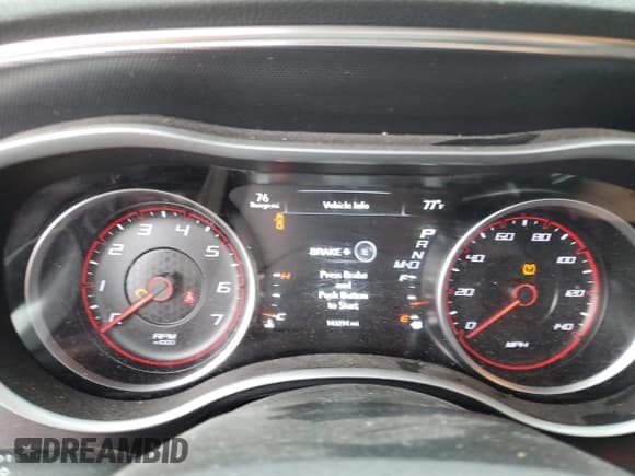 ✅ 2018 Dodge Charger GT • VIN: 2C3CDXJG2JH201437 • Lot: 53790775. Wystawiony na Copart z przebiegiem 143 214 mil. Bezpłatny archiwum sprzedaży aukcyjnych z USA i szczegółowy raport historii pojazdu na DreamBid. Zdjęcie 9.