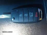 ✅ 2016 Kia Sorento LX • VIN: 5XYPGDA52GG180629 • Лот: 43190034. Опубликован ранее на IAAI с пробегом 99 818 миль. Бесплатный доступ к архиву аукционных продаж из США и подробный отчёт об истории автомобиля на DreamBid. Изображение 11.