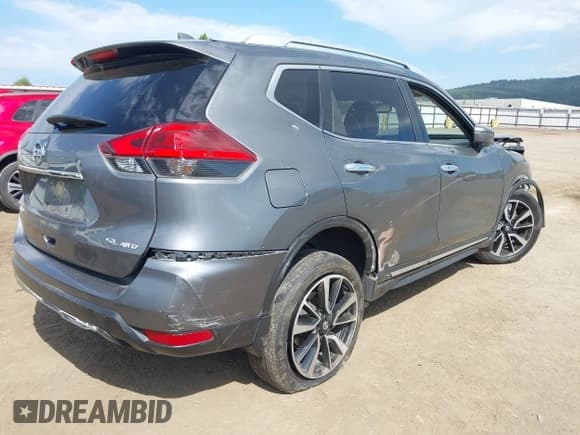 ✅ 2017 Nissan Rogue SL • VIN: JN8AT2MV9HW018040 • Лот: 42363401. Опубликован ранее на IAAI с пробегом 76 020 миль. Бесплатный доступ к архиву аукционных продаж из США и подробный отчёт об истории автомобиля на DreamBid. Изображение 4.