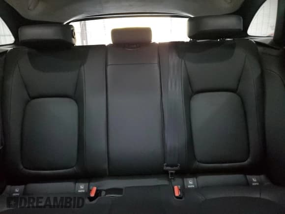 ✅ 2020 Jaguar F-Pace 25t Premium • VIN: SADCJ2FX3LA617406 • Лот: 90238795. Опубликован ранее на Copart с пробегом 60 183 миль. Бесплатный доступ к архиву аукционных продаж из США и подробный отчёт об истории автомобиля на DreamBid. Изображение 10.