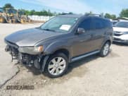 ✅ 2012 Mitsubishi Outlander SE • VIN: JA4AS3AW1CU002897 • Lot: 43079466. Wystawiony na IAAI z przebiegiem 221 765 mil. Bezpłatny archiwum sprzedaży aukcyjnych z USA i szczegółowy raport historii pojazdu na DreamBid. Zdjęcie 2.