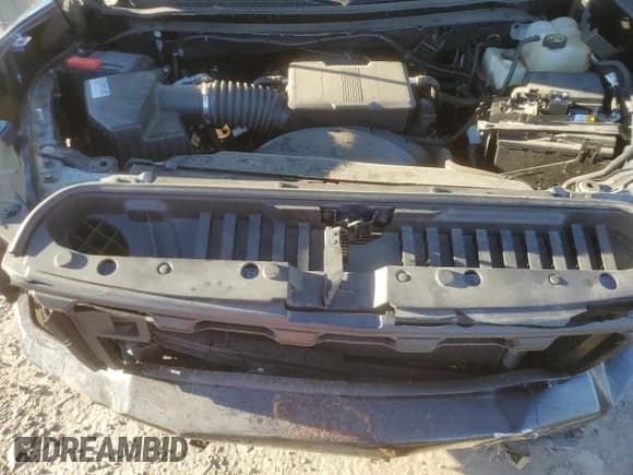 ✅ 2021 Chevrolet Silverado 2500HD Custom • VIN: 1GC4YME73MF264260 • Лот: 86646125. Опубликован ранее на Copart с пробегом 40 622 миль. Бесплатный доступ к архиву аукционных продаж из США и подробный отчёт об истории автомобиля на DreamBid. Изображение 11.