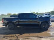 ✅ 2019 Chevrolet Silverado 1500 LT • VIN: 3GCPWCED1KG309680 • Lot: 43512317. Listed on IAAI with 84,209 mi. Free auction sales archive from the USA and detailed vehicle history report at DreamBid. Image 13.