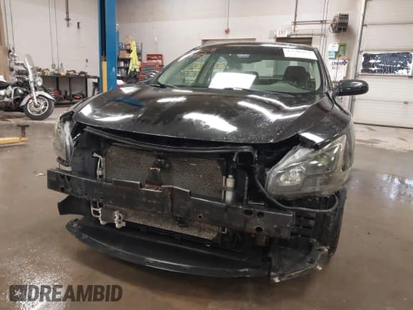 ✅ 2013 Nissan Maxima S • VIN: 1N4AA5AP6DC838635 • Lot: 43586453. Listed on IAAI with 181,535 mi. Free auction sales archive from the USA and detailed vehicle history report at DreamBid. Image 6.