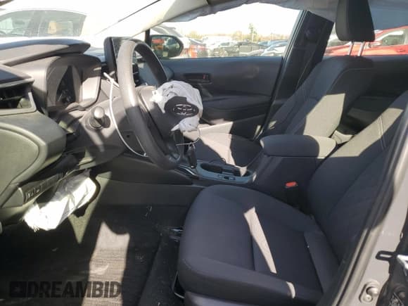 ✅ 2023 Toyota Corolla LE • VIN: JTDB4MEE0P3016197 • Lot: 91671675. Wystawiony na Copart z przebiegiem 42 513 mil. Bezpłatny archiwum sprzedaży aukcyjnych z USA i szczegółowy raport historii pojazdu na DreamBid. Zdjęcie 7.