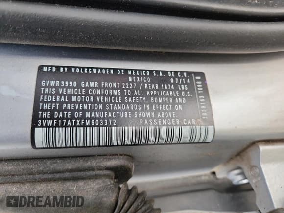 ✅ 2015 Volkswagen Beetle Fleet Edition • VIN: 3VWF17ATXFM603372 • Lot: 65582455. Listed on Copart with 56,785 mi. Free auction sales archive from the USA and detailed vehicle history report at DreamBid. Image 12.