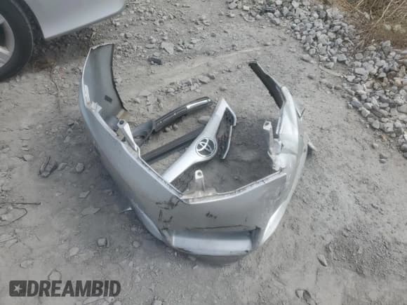 ✅ 2013 Toyota Camry SE • VIN: 4T1BF1FK9DU219300 • Лот: 84588665. Опубликован ранее на Copart с пробегом 136 825 миль. Бесплатный доступ к архиву аукционных продаж из США и подробный отчёт об истории автомобиля на DreamBid. Изображение 12.