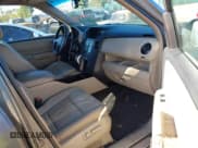 ✅ 2009 Honda Pilot EX-L • VIN: 5FNYF48519B001004 • Лот: 43519827. Опубликован ранее на IAAI с пробегом 239 375 миль. Бесплатный доступ к архиву аукционных продаж из США и подробный отчёт об истории автомобиля на DreamBid. Изображение 5.