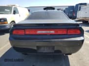 ✅ 2011 Dodge Challenger R/T • VIN: 2B3CJ5DT8BH501648 • Lot: 69334904. Wystawiony na Copart z przebiegiem 130 660 mil. Bezpłatny archiwum sprzedaży aukcyjnych z USA i szczegółowy raport historii pojazdu na DreamBid. Zdjęcie 6.