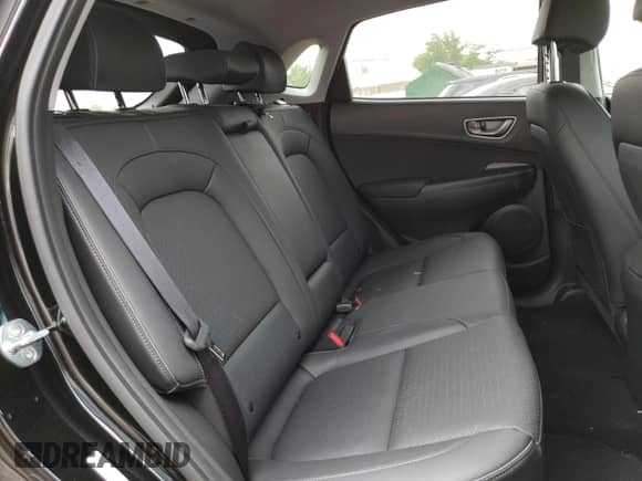 2021 Hyundai Kona Limited с VIN KM8K33AG0MU120016, выставлен на аукционе Copart как лот 42198732 с пробегом 5 188 миль миль и . История ставок и продаж доступна на DreamBid. Изображение 6.