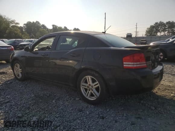 ✅ 2010 Dodge Avenger R/T • VIN: 1B3CC5FB9AN130147 • Лот: 68987434. Опубликован ранее на Copart с пробегом 125 266 миль. Бесплатный доступ к архиву аукционных продаж из США и подробный отчёт об истории автомобиля на DreamBid. Изображение 2.