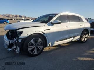 ✅ 2024 Audi Q8 e-tron Premium Plus • VIN: WA15AAGE3RB031412 • Lot: 71624414. Wystawiony na Copart z przebiegiem 6 000 mil. Bezpłatny archiwum sprzedaży aukcyjnych z USA i szczegółowy raport historii pojazdu na DreamBid. Zdjęcie 1.