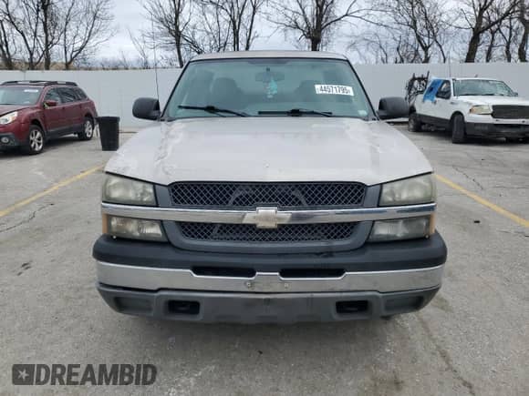 ✅ 2005 Chevrolet Silverado 1500 LS • VIN: 1GCEK19VX5Z298760 • Lot: 44571795. Wystawiony na Copart z przebiegiem 206 173 mil mil. Skorzystaj z bezpłatnego archiwum sprzedaży aukcyjnych z USA i zobacz szczegółowy raport historii pojazdu na DreamBid. Zdjęcie 5.