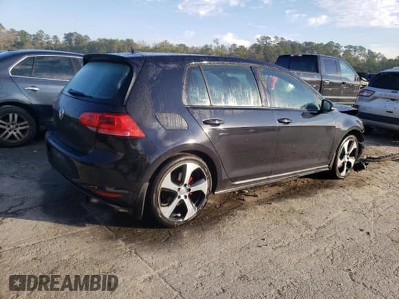 ✅ 2016 Volkswagen Golf GTI SE • VIN: 3VW4T7AU8GM063872 • Лот: 36143783. Опубликован ранее на Copart с пробегом 76 183 миль. Бесплатный доступ к архиву аукционных продаж из США и подробный отчёт об истории автомобиля на DreamBid. Изображение 3.