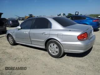 ✅ 2004 Hyundai Sonata • VIN: KMHWF25S64A077935 • Lot: 54175865. Listed on Copart with 147,228 mi. Free auction sales archive from the USA and detailed vehicle history report at DreamBid. Image 2.