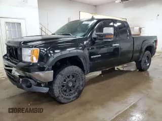 ✅ 2012 GMC Sierra 1500 SLE • VIN: 1GTR2VE74CZ175341 • Лот: 85700045. Опубликован ранее на Copart с пробегом 111 559 миль. Бесплатный доступ к архиву аукционных продаж из США и подробный отчёт об истории автомобиля на DreamBid. Изображение 1.