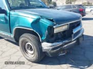 ✅ 1997 Chevrolet Silverado 1500 • VIN: 1GCEC14W3VZ100369 • Lot: 43208475. Wystawiony na IAAI z przebiegiem 101 950 mil. Bezpłatny archiwum sprzedaży aukcyjnych z USA i szczegółowy raport historii pojazdu na DreamBid. Zdjęcie 6.