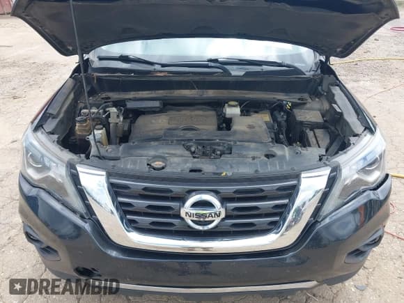 ✅ 2017 Nissan Pathfinder SV • VIN: 5N1DR2MN7HC910579 • Lot: 42612170. Listed on IAAI with 153,288 mi. Free auction sales archive from the USA and detailed vehicle history report at DreamBid. Image 10.
