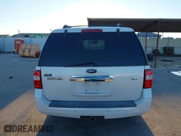 ✅ 2012 Ford Expedition Limited • VIN: 1FMJU1K57CEF12610 • Lot: 43784008. Listed on IAAI with 229,468 mi. Free auction sales archive from the USA and detailed vehicle history report at DreamBid. Image 16.