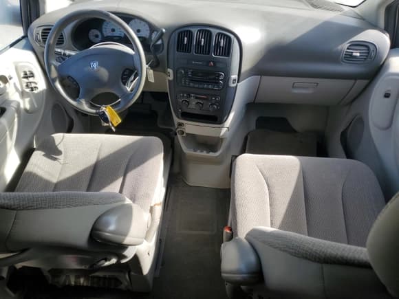 ✅ 2007 Dodge Grand Caravan SE • VIN: 1D4GP24R27B253952 • Lot: 89906945. Listed on Copart with 43,300 mi. Free auction sales archive from the USA and detailed vehicle history report at DreamBid. Image 8.