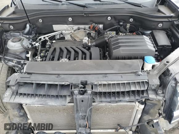 ✅ 2018 Volkswagen Atlas SEL Premium • VIN: 1V2NR2CA0JC557128 • Lot: 49422545. Listed on Copart with 90,483 mi. Free auction sales archive from the USA and detailed vehicle history report at DreamBid. Image 11.