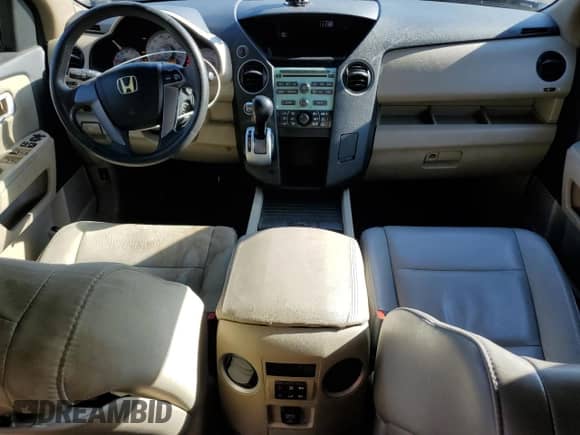 2011 Honda Pilot LX with VIN 5FNYF4H20BB033292, listed as a Copart auction lot 91013215 with 144,686 mi miles and Clean title. Bid and sale history available at DreamBid. Image 8.