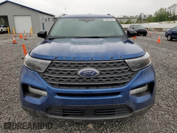✅ 2022 Ford Explorer XLT • VIN: 1FMSK8DH8NGC12804 • Lot: 55874725. Wystawiony na Copart z przebiegiem 42 738 mil. Bezpłatny archiwum sprzedaży aukcyjnych z USA i szczegółowy raport historii pojazdu na DreamBid. Zdjęcie 5.