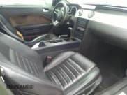 ✅ 2007 Ford Mustang GT Deluxe • VIN: 1ZVHT85HX75217623 • Lot: 42765903. Wystawiony na IAAI z przebiegiem 122 420 mil. Bezpłatny archiwum sprzedaży aukcyjnych z USA i szczegółowy raport historii pojazdu na DreamBid. Zdjęcie 5.