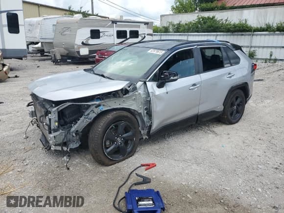 ✅ 2019 Toyota RAV4 Hybrid XSE • VIN: JTMEWRFV8KJ019596 • Lot: 67616475. Listed on Copart with 66,422 mi. Free auction sales archive from the USA and detailed vehicle history report at DreamBid. Image 1.