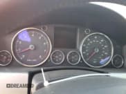 ✅ 2005 Volkswagen Touareg • VIN: WVGZG77L75D075978 • Lot: 92805195. Wystawiony na Copart z przebiegiem Nie podano. Bezpłatny archiwum sprzedaży aukcyjnych z USA i szczegółowy raport historii pojazdu na DreamBid. Zdjęcie 9.