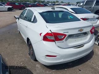 ✅ 2016 Chevrolet Cruze LS • VIN: 1G1BC5SM0G7252578 • Lot: 28802956. Listed on IAAI with 92,892 mi. Free auction sales archive from the USA and detailed vehicle history report at DreamBid. Image 3.