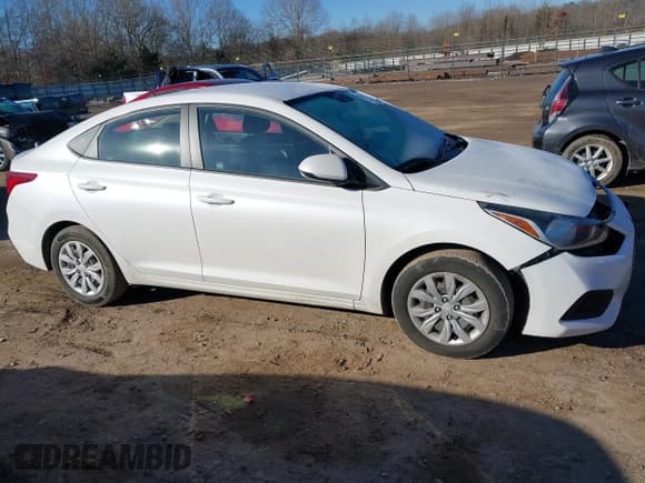 ✅ 2019 Hyundai Accent SE • VIN: 3KPC24A33KE056922 • Лот: 41357876. Опубликован ранее на IAAI с пробегом 31 566 миль. Бесплатный доступ к архиву аукционных продаж из США и подробный отчёт об истории автомобиля на DreamBid. Изображение 13.