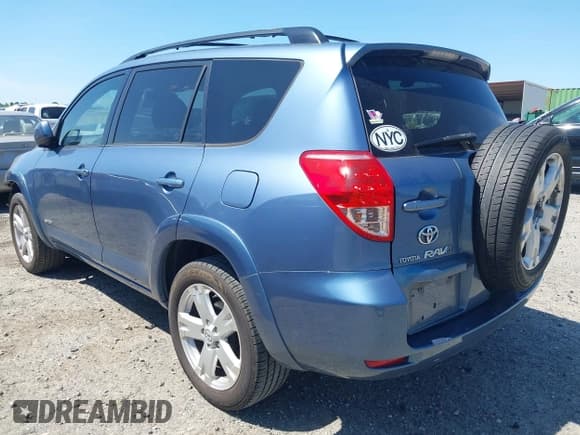 ✅ 2007 Toyota RAV4 Sport • VIN: JTMZD32VX76046867 • Lot: 42135525. Listed on IAAI with 218,008 mi. Free auction sales archive from the USA and detailed vehicle history report at DreamBid. Image 3.