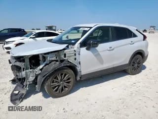 ✅ 2023 Mitsubishi Eclipse Cross LE • VIN: JA4ATVAA5PZ002388 • Lot: 80082775. Wystawiony na Copart z przebiegiem 33 277 mil. Bezpłatny archiwum sprzedaży aukcyjnych z USA i szczegółowy raport historii pojazdu na DreamBid. Zdjęcie 1.