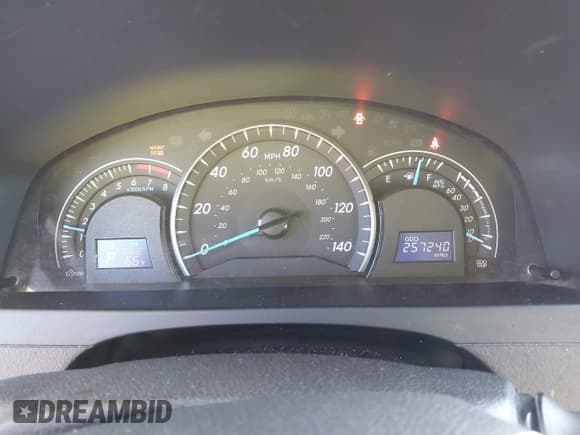 ✅ 2014 Toyota Camry XLE • VIN: 4T1BF1FK9EU461361 • Lot: 43409800. Listed on IAAI with 257,240 mi. Free auction sales archive from the USA and detailed vehicle history report at DreamBid. Image 7.