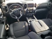 ✅ 2021 Chevrolet Silverado 1500 RST • VIN: 3GCUYEED5MG150819 • Lot: 68815174. Wystawiony na Copart z przebiegiem 71 353 mil. Bezpłatny archiwum sprzedaży aukcyjnych z USA i szczegółowy raport historii pojazdu na DreamBid. Zdjęcie 8.