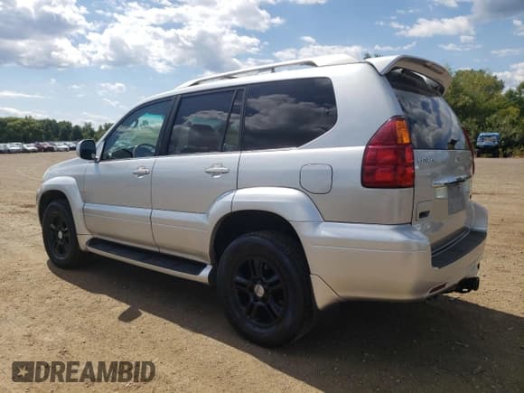 ✅ 2007 Lexus GX 470 • VIN: JTJBT20X370136610 • Lot: 71312775. Listed on Copart with 239,192 mi. Free auction sales archive from the USA and detailed vehicle history report at DreamBid. Image 2.