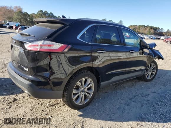 ✅ 2019 Ford Edge Titanium • VIN: 2FMPK4K96KBC23071 • Lot: 92440755. Listed on Copart with 69,326 mi. Free auction sales archive from the USA and detailed vehicle history report at DreamBid. Image 3.