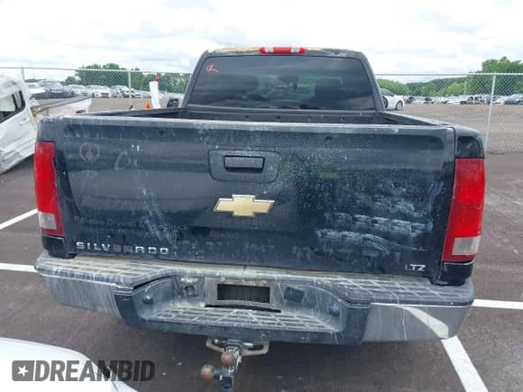 2013 Chevrolet Silverado 1500 LT with VIN 1GCRCSEA0DZ241019, listed as a IAAI auction lot 42281023 with 215,484 mi miles and . Bid and sale history available at DreamBid. Image 16.