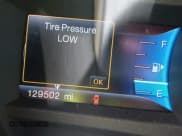 ✅ 2014 Ford Explorer XLT • VIN: 1FM5K7D81EGA97888 • Lot: 41992073. Wystawiony na IAAI z przebiegiem 129 502 mil. Bezpłatny archiwum sprzedaży aukcyjnych z USA i szczegółowy raport historii pojazdu na DreamBid. Zdjęcie 15.