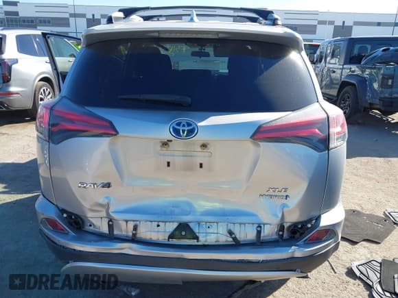 ✅ 2016 Toyota RAV4 XLE • VIN: JTMRJREV6GD047257 • Lot: 43430216. Listed on IAAI with 50,291 mi. Free auction sales archive from the USA and detailed vehicle history report at DreamBid. Image 6.