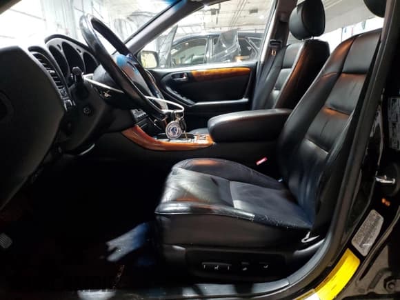 ✅ 2000 Lexus GS 400 • VIN: JT8BH68X1Y0022024 • Lot: 43245905. Listed on Copart with 104,516 mi. Free auction sales archive from the USA and detailed vehicle history report at DreamBid. Image 7.