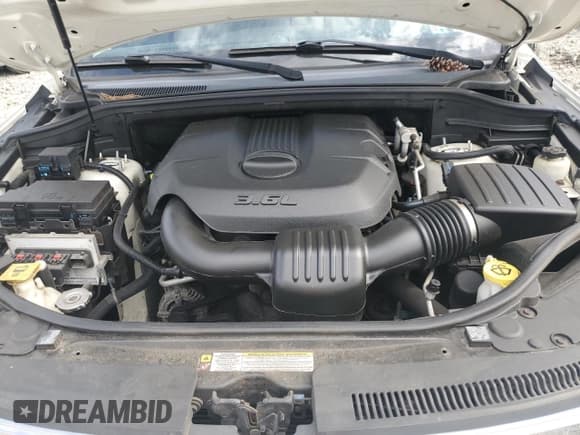 ✅ 2011 Jeep Grand Cherokee Laredo • VIN: 1J4RR4GG5BC562088 • Lot: 85536215. Listed on Copart with 151,797 mi. Free auction sales archive from the USA and detailed vehicle history report at DreamBid. Image 12.