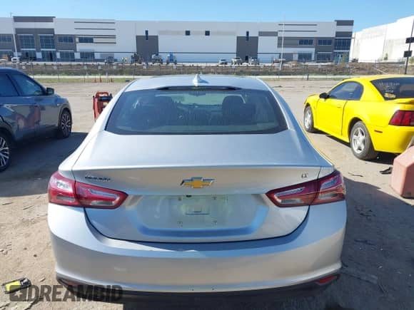 2022 Chevrolet Malibu LT с VIN 1G1ZD5ST1NF169358, выставлен на аукционе IAAI как лот 43125973 с пробегом 79 701 миль миль и . История ставок и продаж доступна на DreamBid. Изображение 16.