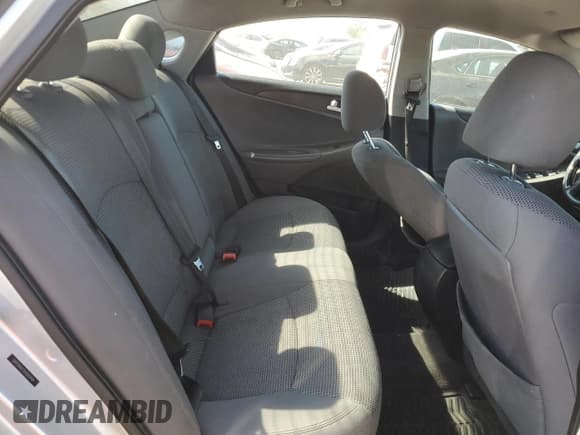 ✅ 2013 Hyundai Sonata GLS • VIN: 5NPEB4AC1DH555449 • Lot: 63909964. Listed on Copart with 285,813 mi. Free auction sales archive from the USA and detailed vehicle history report at DreamBid. Image 10.